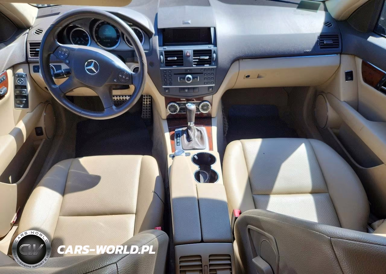 2011 Mercedes-Benz C 300 4Matic VIN:WDDGF8BB9BR186734 - 8