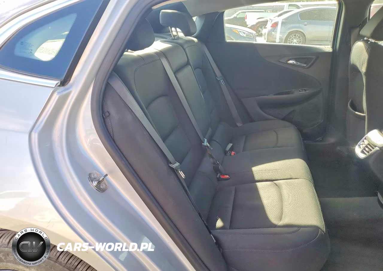 2020 Chevrolet Malibu Lt VIN:1G1ZD5STXLF075640 - 10
