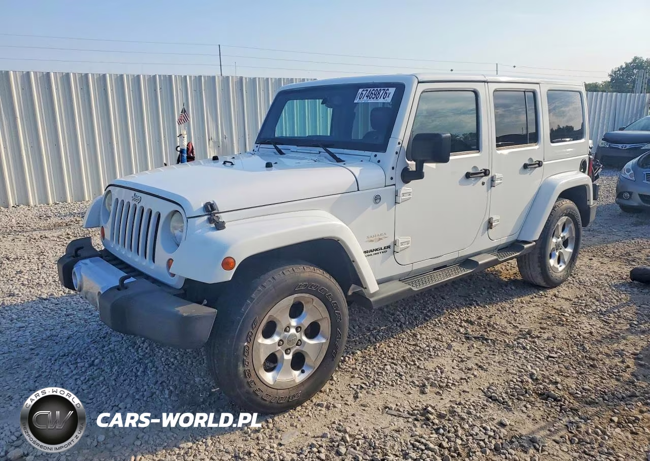 2013 Jeep Wrangler Unlimited Sahara VIN:1C4BJWEG3DL575695 - 1