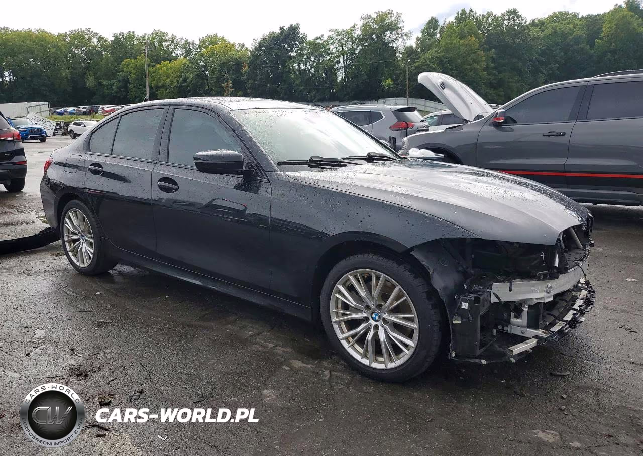 2023 BMW 330Xi VIN:3MW89FF04P8D67239 - 4