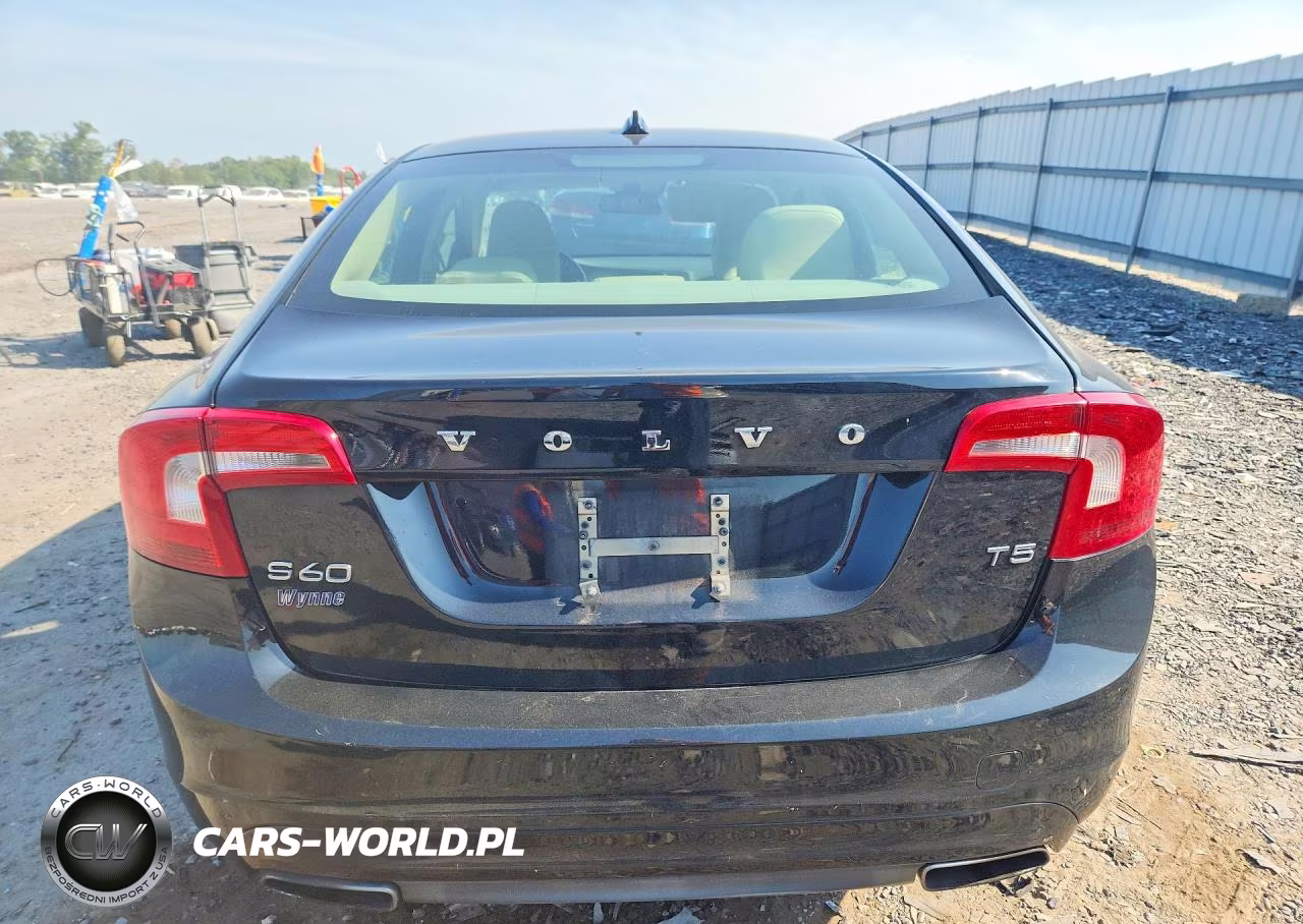 2014 Volvo S60 T5 VIN:YV1612FS2E2290811 - 6