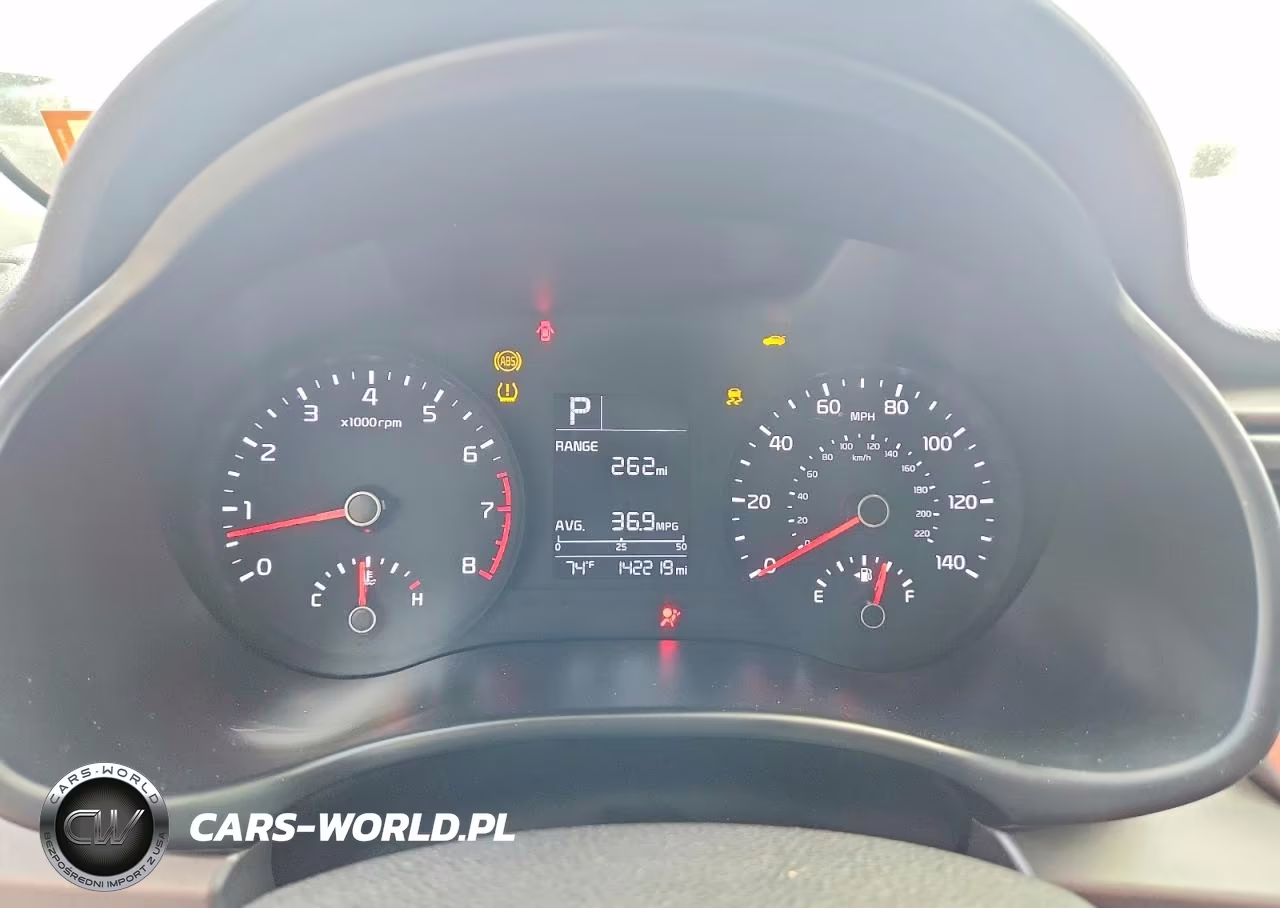 2018 Kia Rio 5-Door S VIN:3KPA25AB8JE095315 - 9