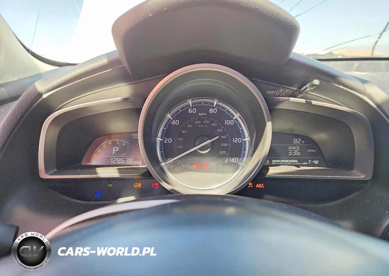 2020 Toyota Yaris Le VIN:3MYDLBYV3LY709618 - 9