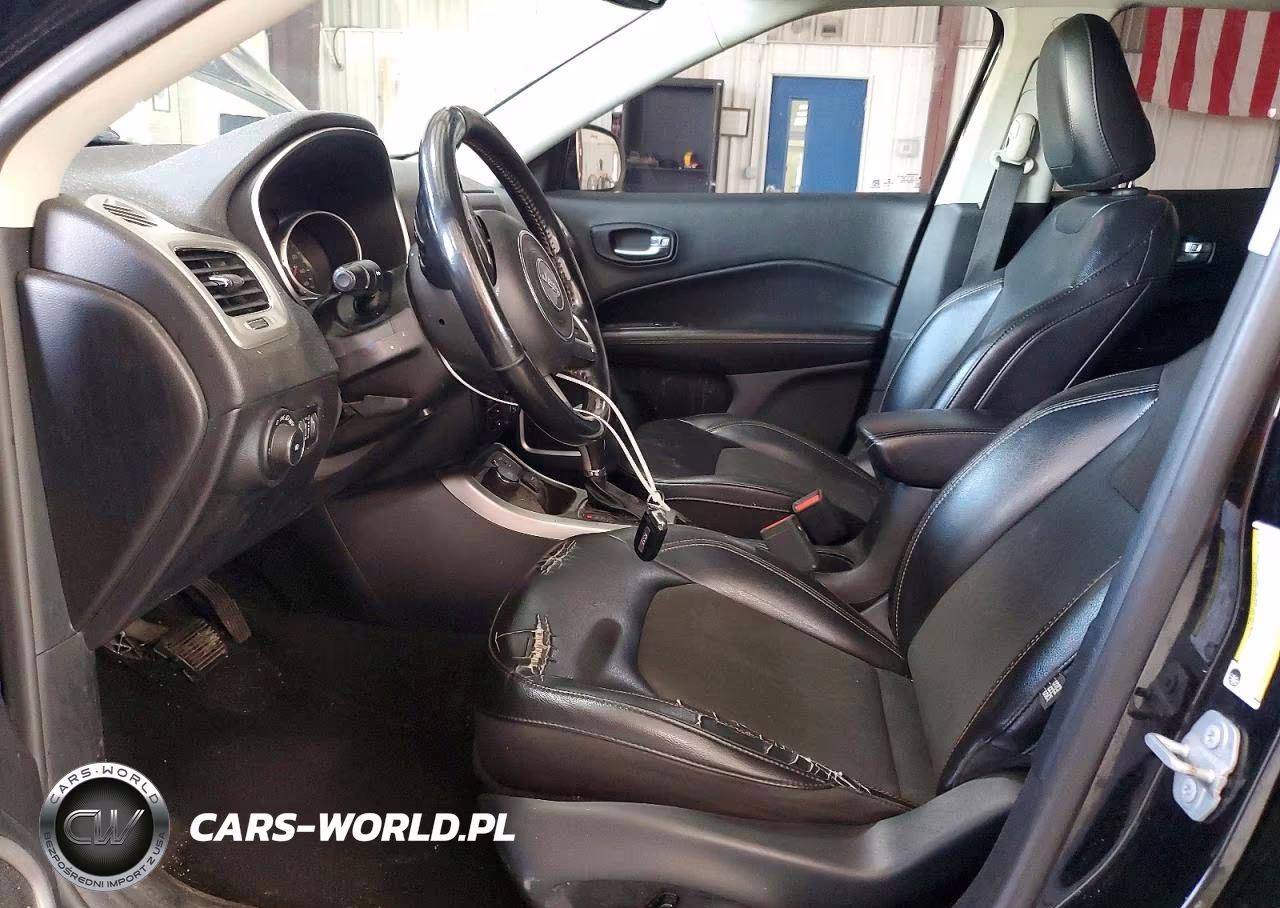 2020 Jeep Compass Latitude VIN:3C4NJDBBXLT150357 - 7