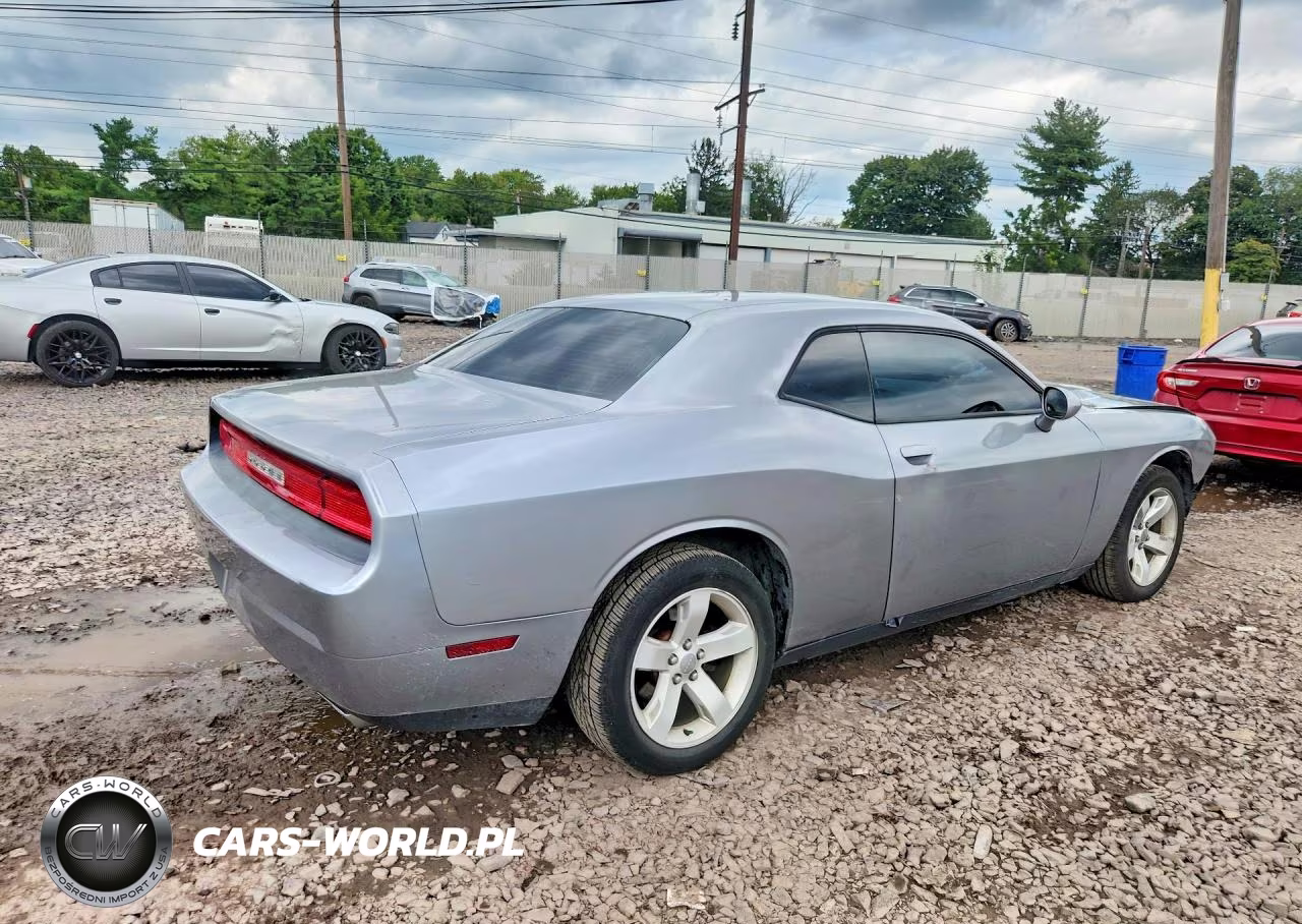 2014 Dodge Challenger Sxt VIN:2C3CDYAG7EH289915 - 3
