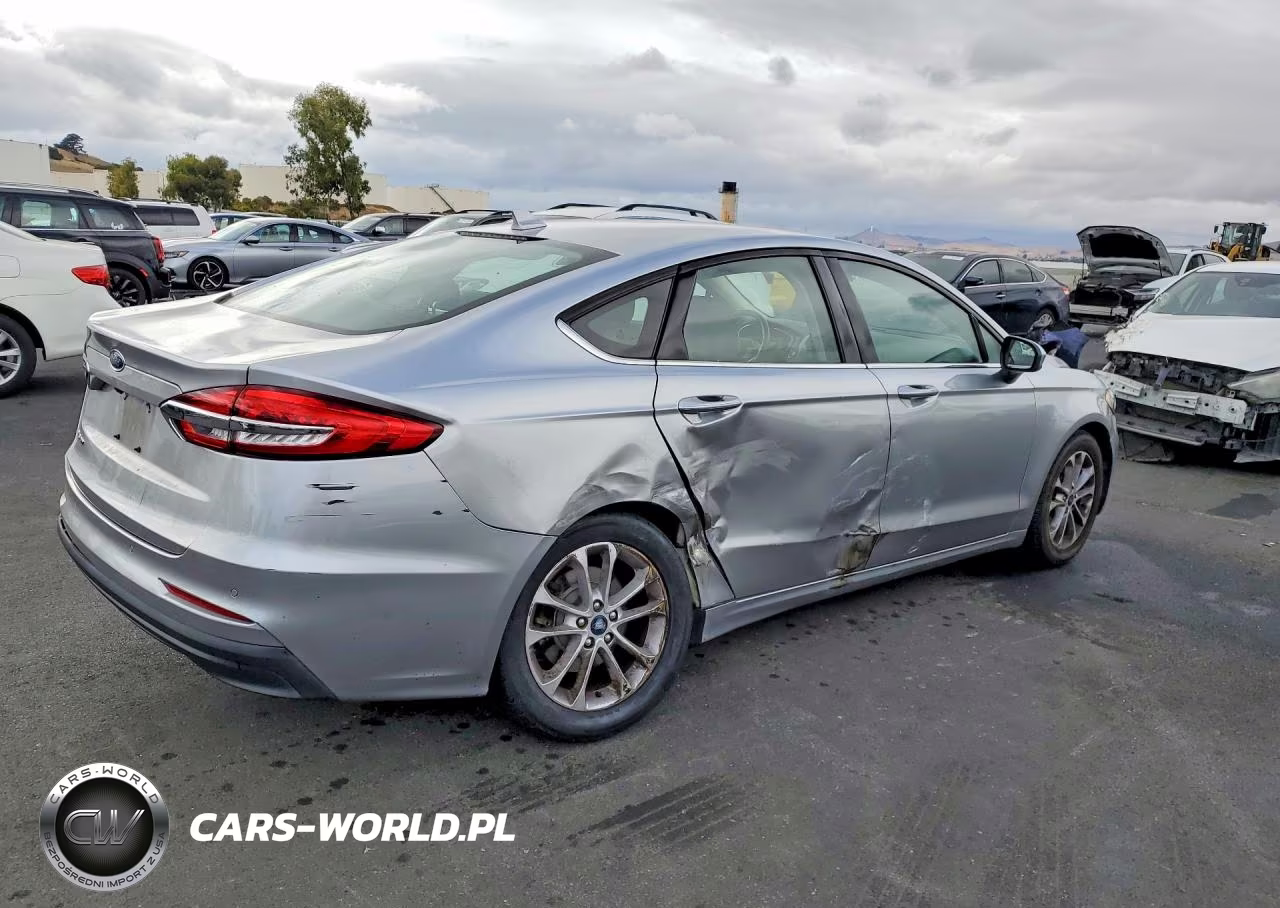 2020 Ford Fusion Se VIN:3FA6P0H73LR154851 - 3