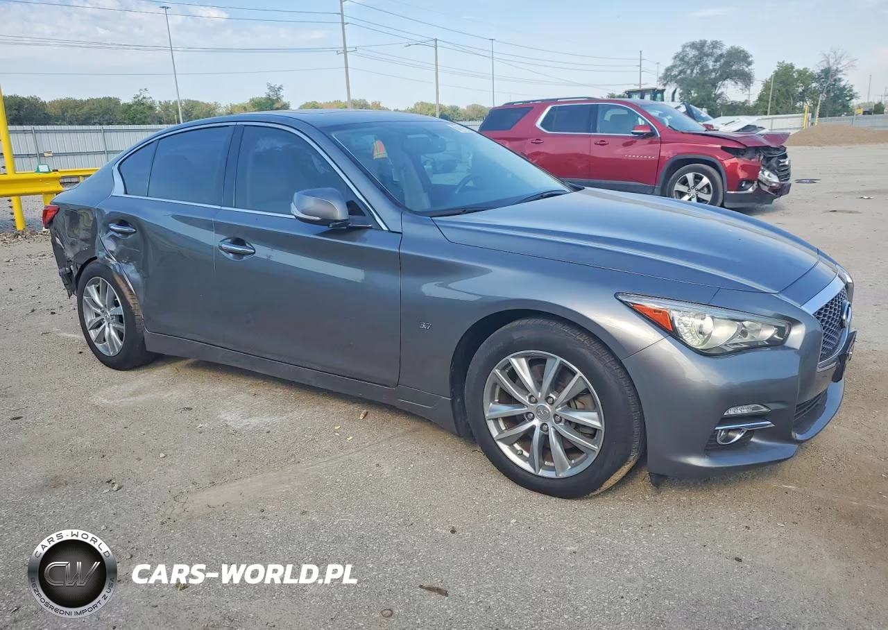 2015 Infiniti Q50 Premium VIN:JN1BV7AR9FM390780 - 4