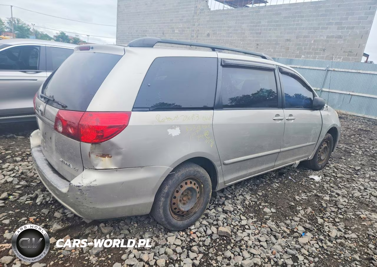 2006 Toyota Sienna Le 7 Passenger VIN:5TDZA23C26S564485 - 3