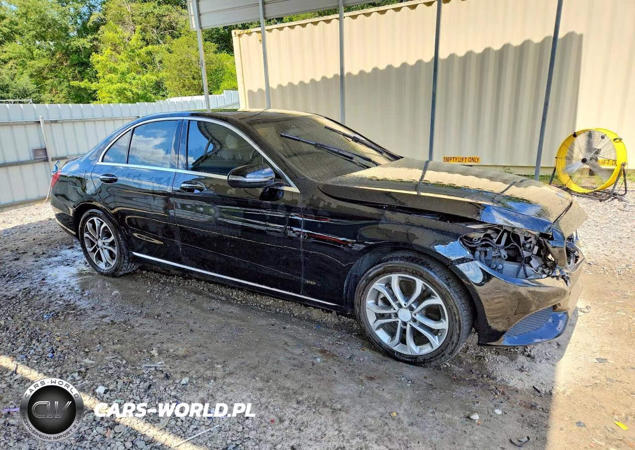 2016 Mercedes-Benz C 300 4Matic VIN:55SWF4KB8GU162211 - 4