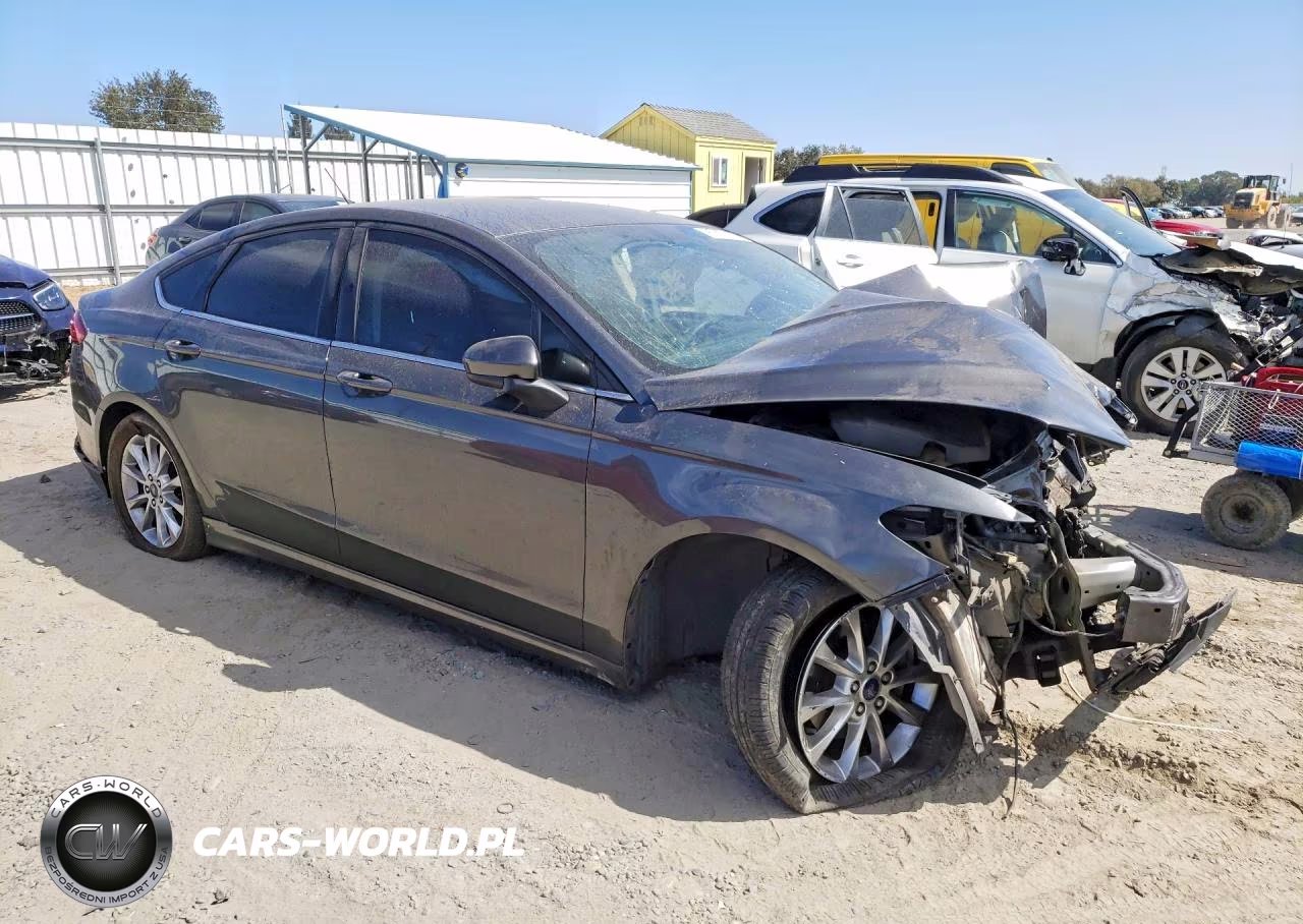 2017 Ford Fusion Se VIN:3FA6P0HD5HR255659 - 4