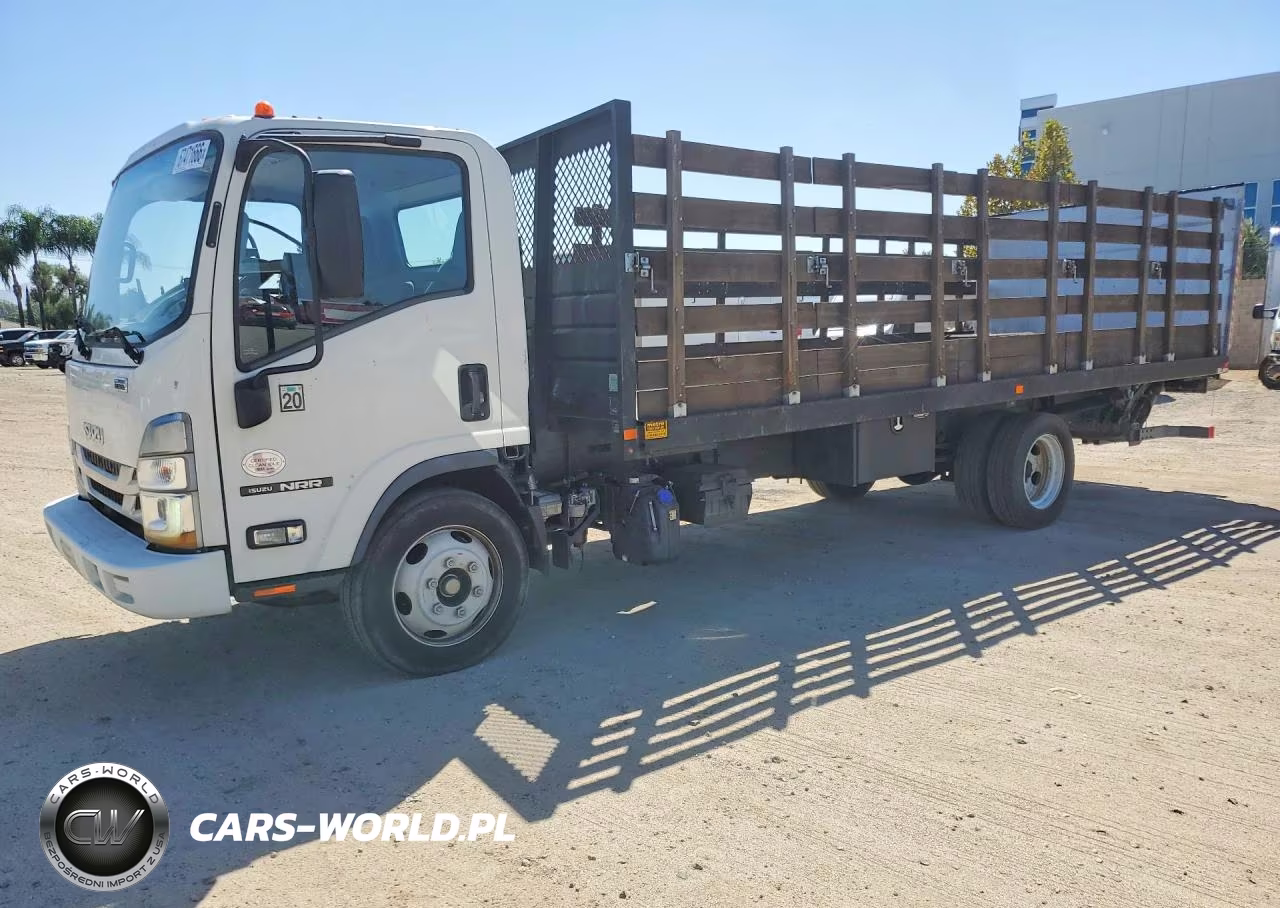 2022 Isuzu Nrr