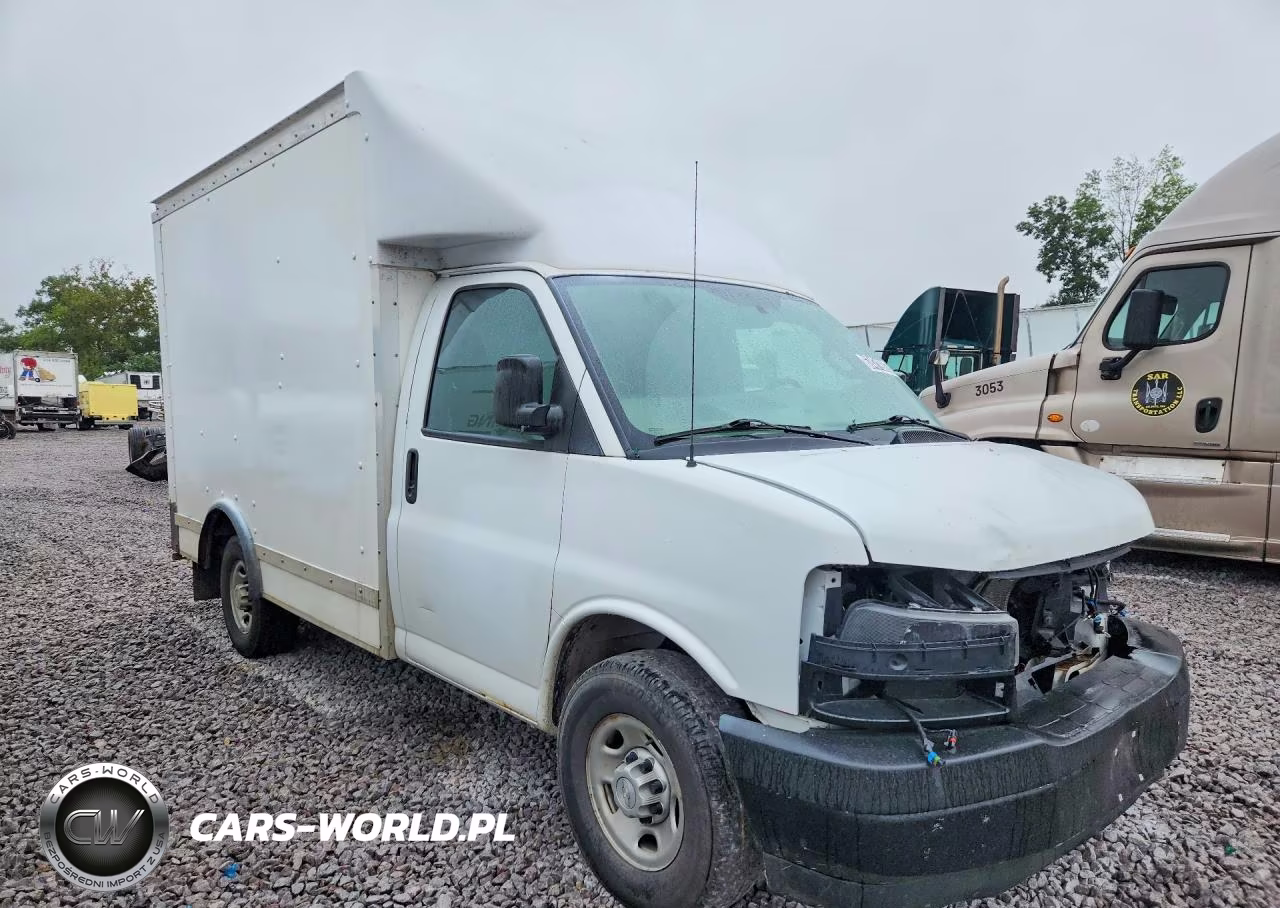2019 Chevrolet Express Delivery Truck VIN:1GB0GRFG8K1362602 - 4
