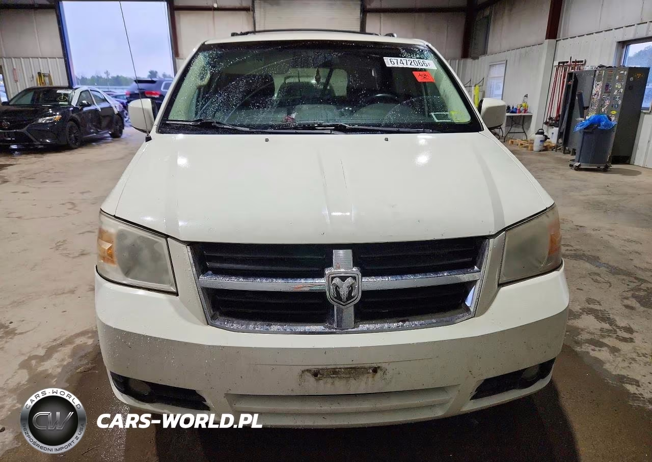 2010 Dodge Grand Caravan Sxt VIN:2D4RN5D12AR497362 - 5
