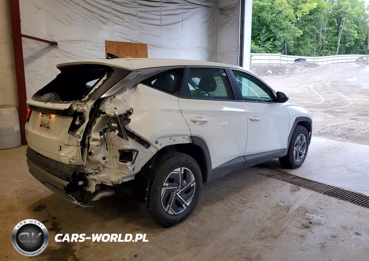 2026 Hyundai Tucson Blue Se VIN:KM8JADD17TU483975 - 3