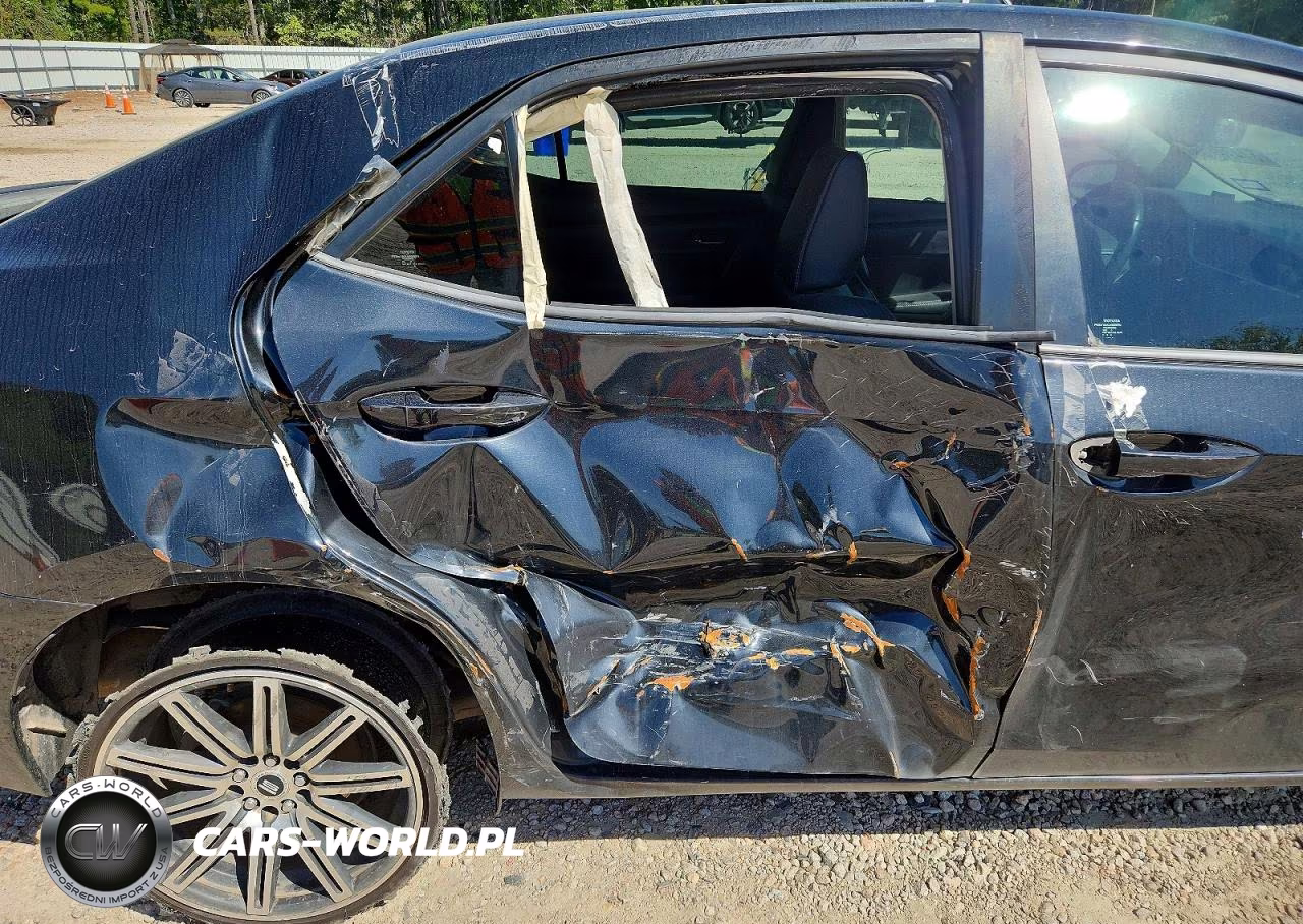 2017 Toyota Corolla Se VIN:5YFBURHE9HP582778 - 10