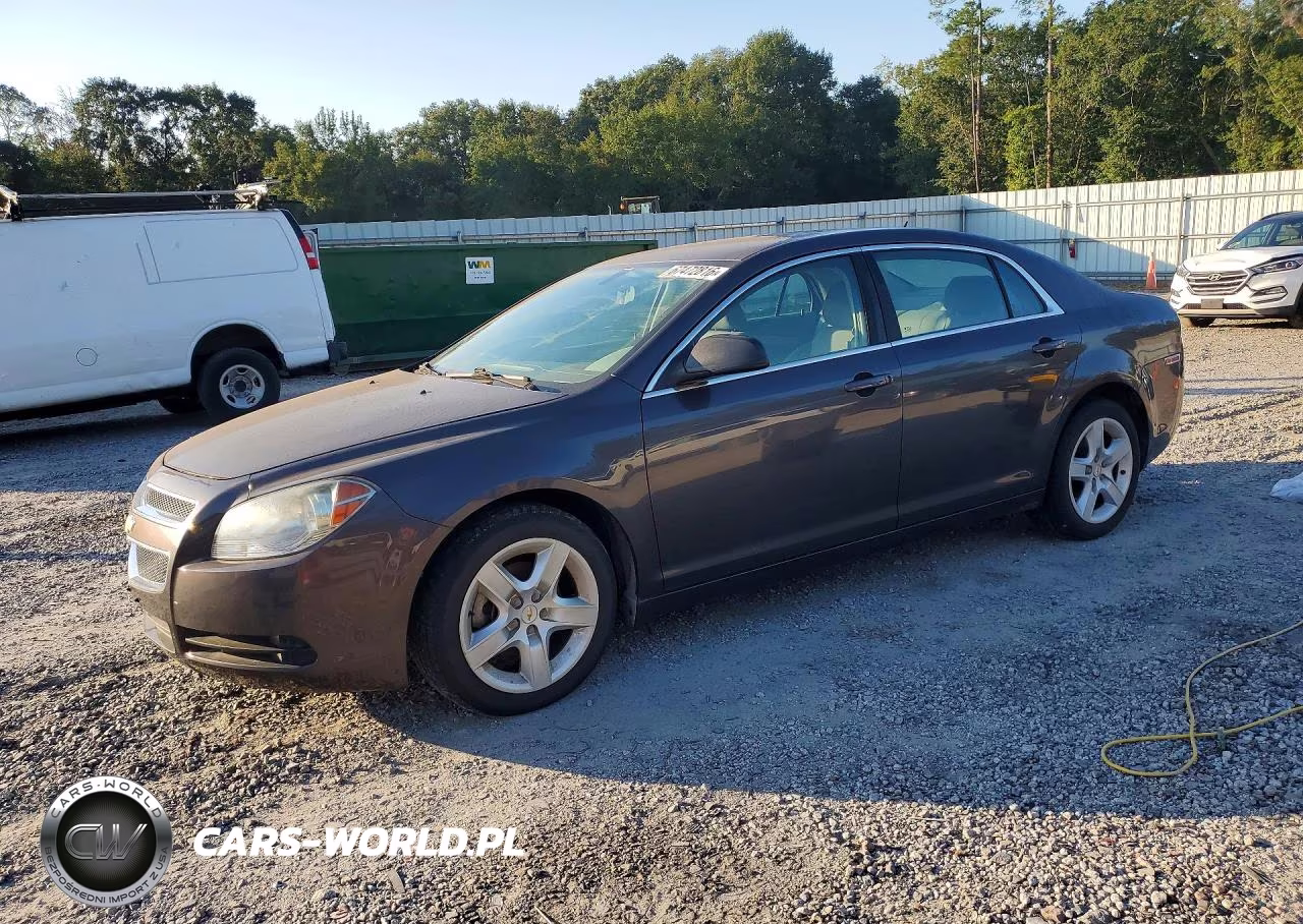 2010 Chevrolet Malibu Ls – zdjęcie 1 z 12