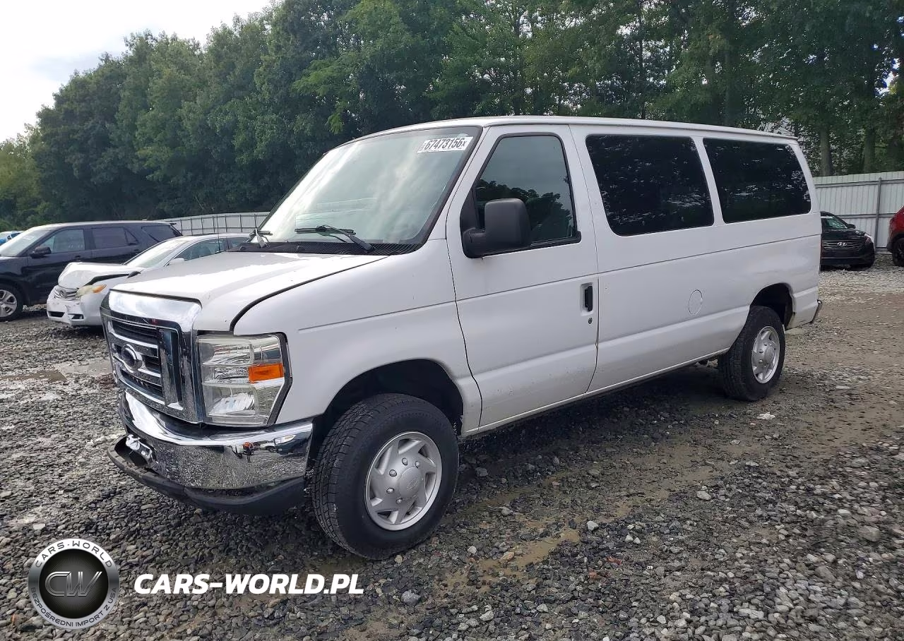 2009 Ford Econoline E350 Super Duty Wagon