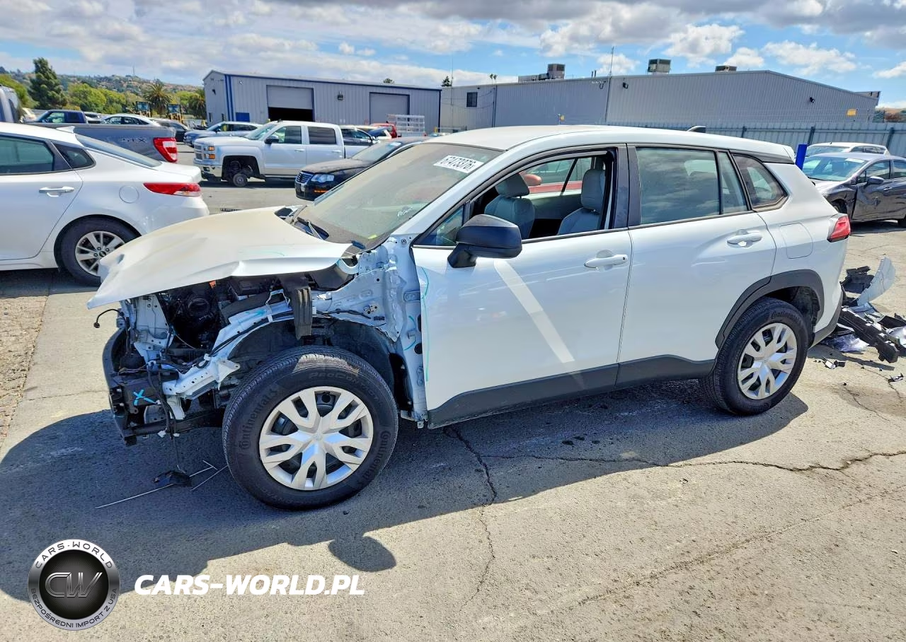 2025 Toyota Corolla Cross L VIN:7MUAAAAG1SV131009 - 1