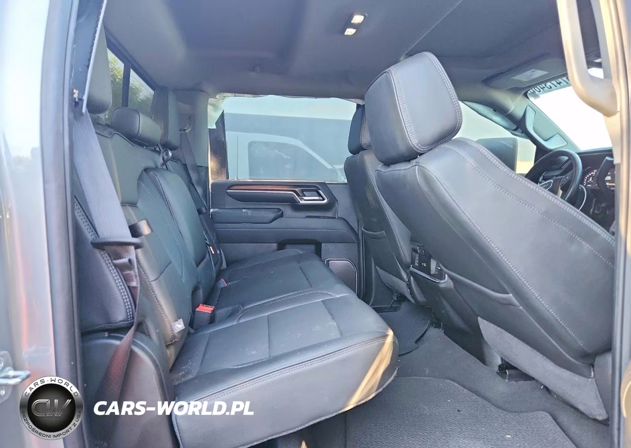 2025 GMC Sierra K2500 Denali VIN:1GT4UREY1SF201463 - 11