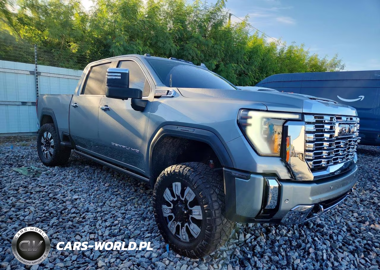 2025 GMC Sierra K2500 Denali VIN:1GT4UREY1SF201463 - 4