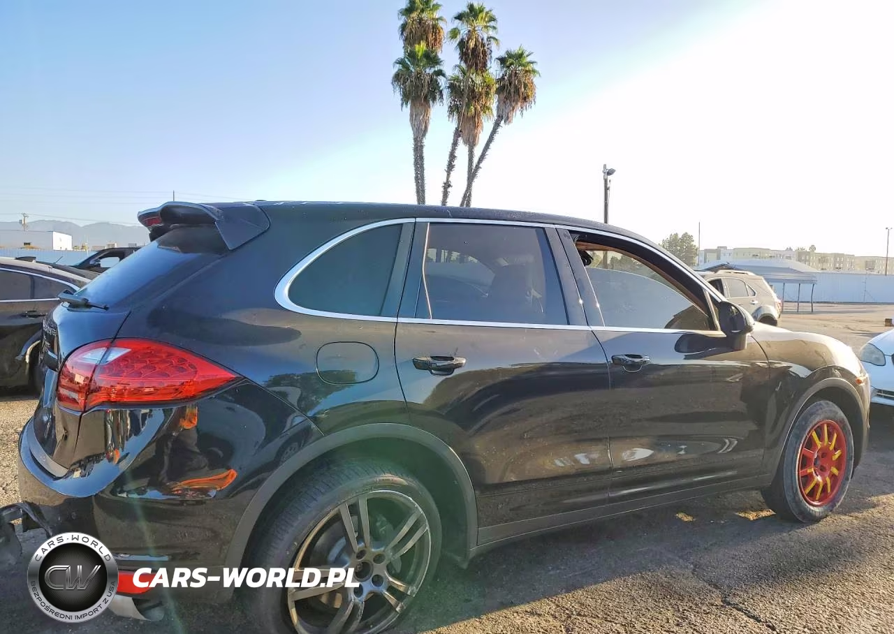 2013 Porsche Cayenne VIN:WP1AA2A21DLA19527 - 3
