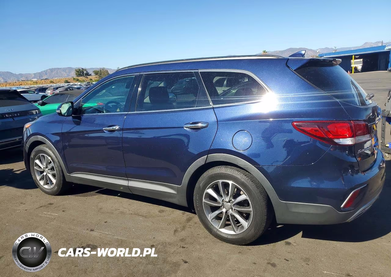 2018 Hyundai Santa Fe Se VIN:KM8SN4HF6JU279843 - 2