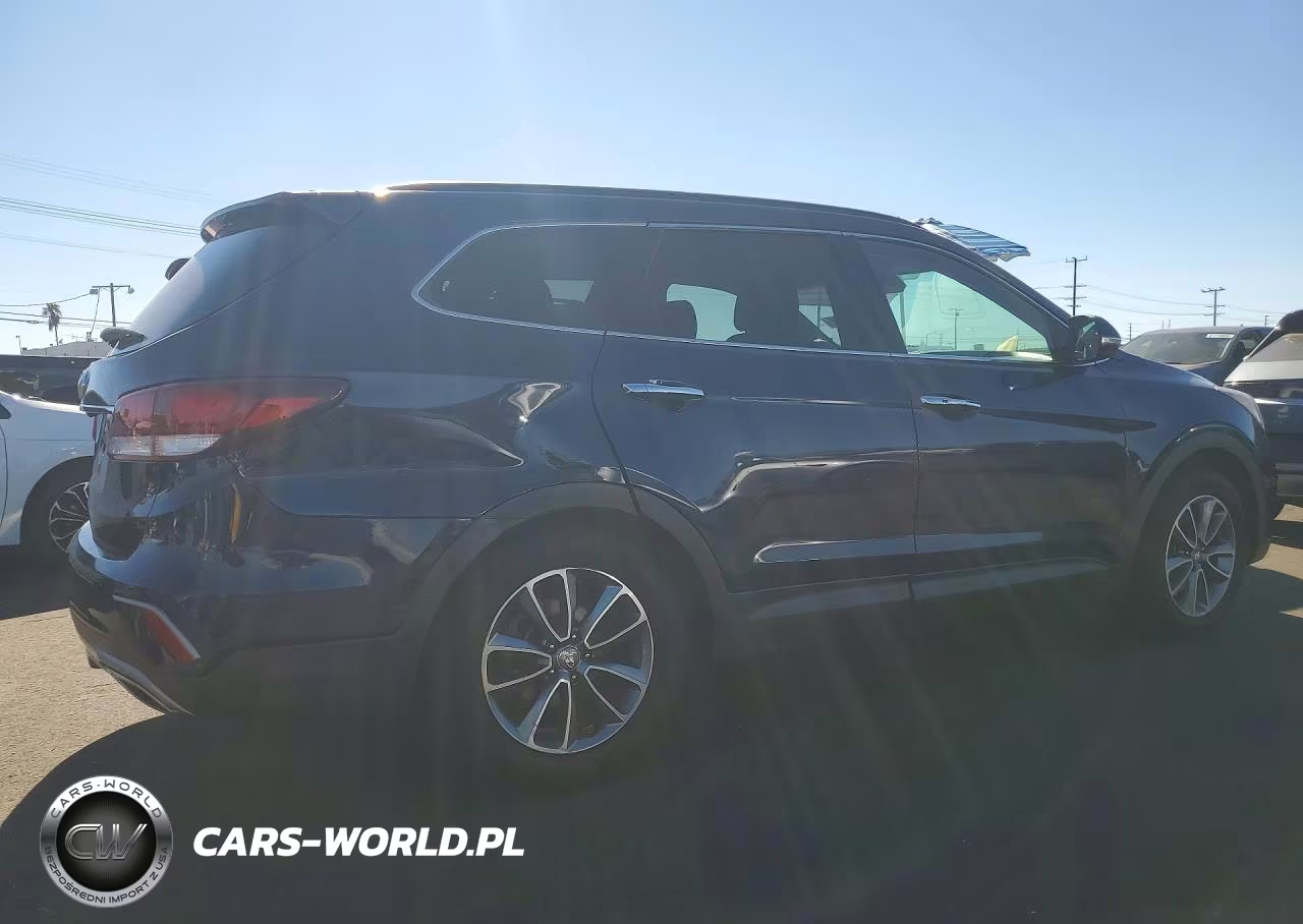 2018 Hyundai Santa Fe Se VIN:KM8SN4HF6JU279843 - 3