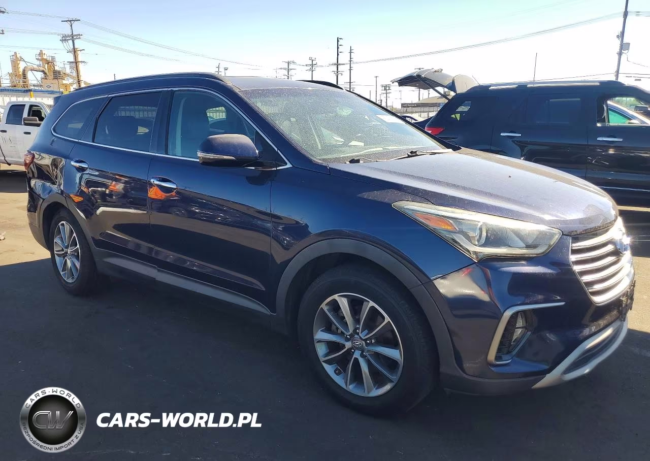 2018 Hyundai Santa Fe Se VIN:KM8SN4HF6JU279843 - 4