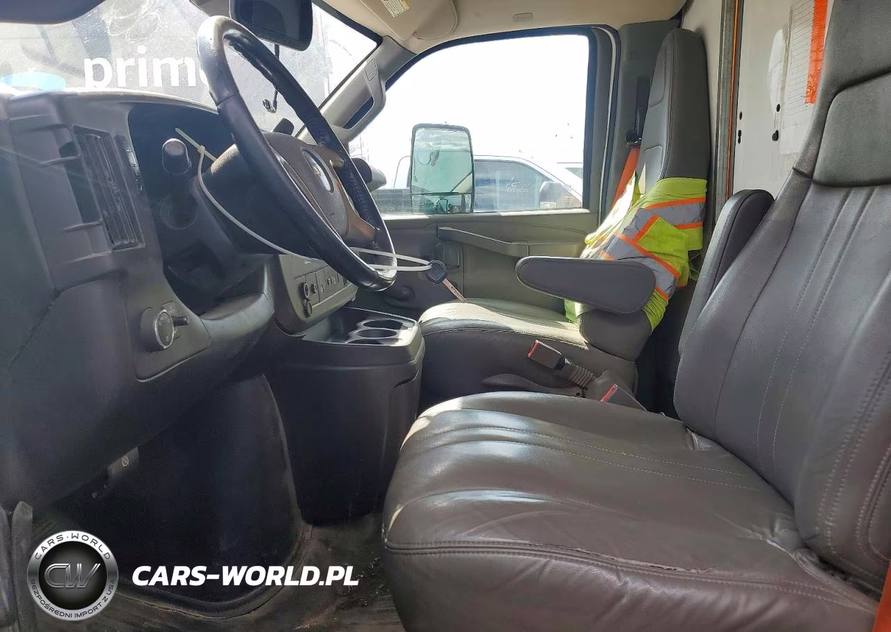2019 Chevrolet Express Box Truck VIN:1HA0GSFGXKN003646 - 7