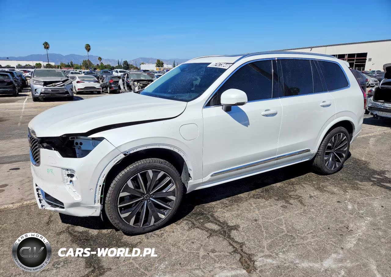 2025 Volvo Xc90 Ultra – zdjęcie 1 z 14