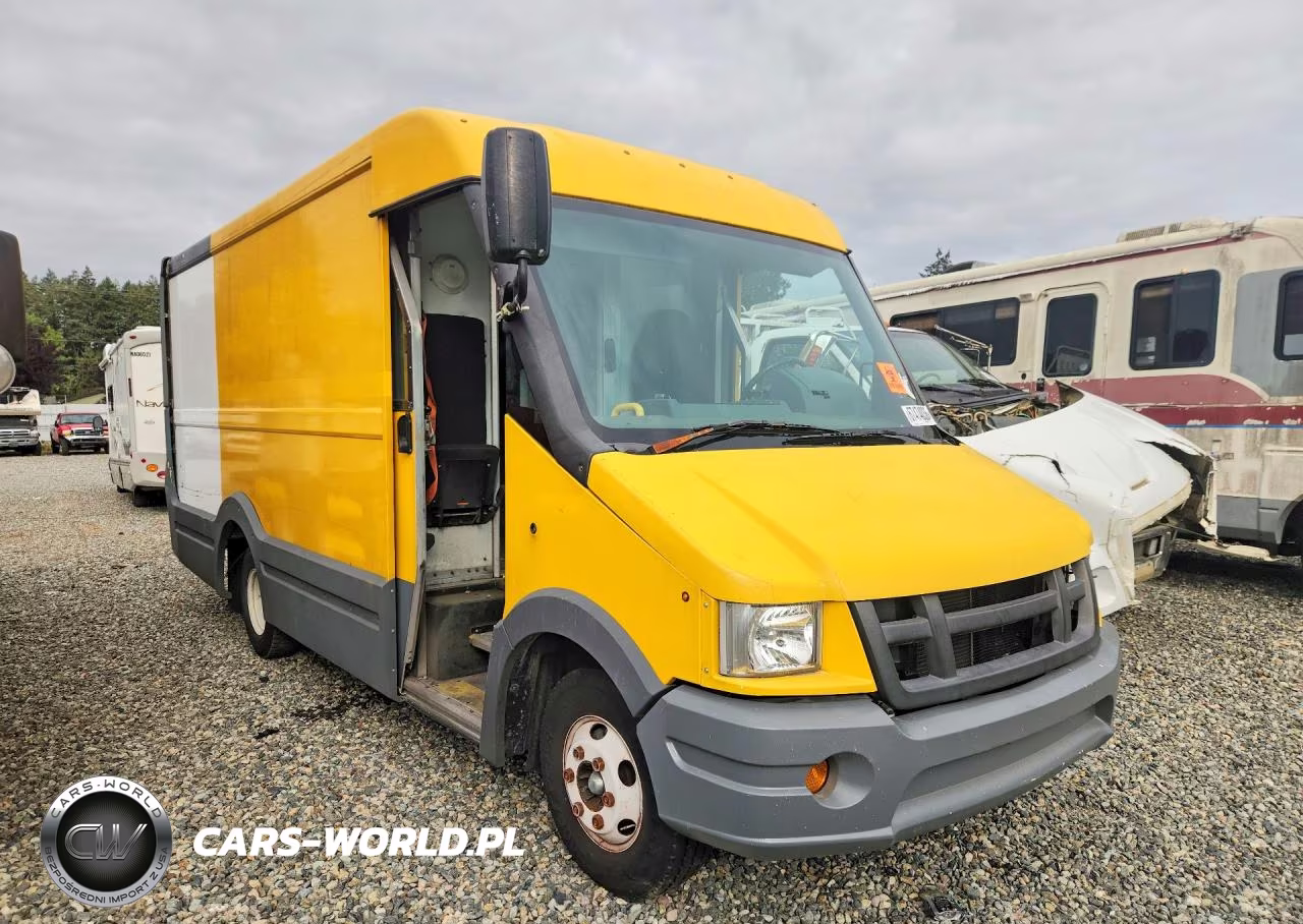 2017 Isuzu Reach Delivery Van VIN:JALB4T174H7W00368 - 4