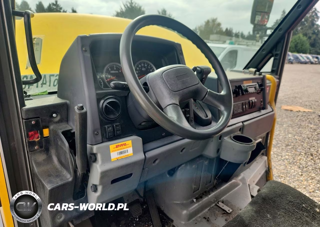 2017 Isuzu Reach Delivery Van VIN:JALB4T174H7W00368 - 8
