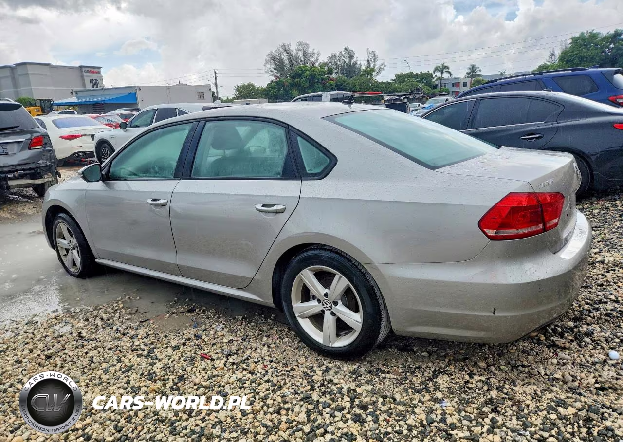 2012 Volkswagen Passat S VIN:1VWAP7A39CC008437 - 2