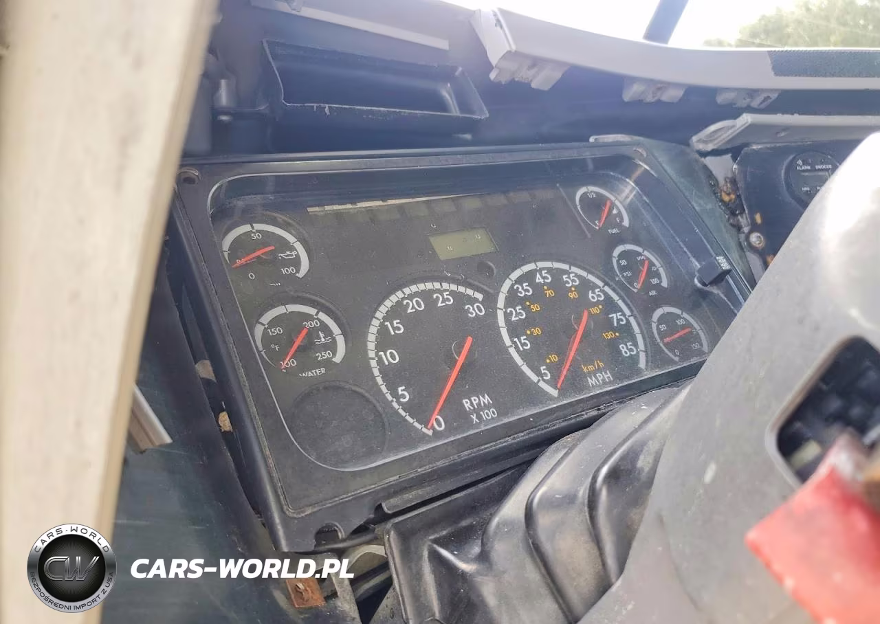2004 Freightliner Columbia 120 Semi Truck VIN:1FUJA6CK44LM27907 - 9