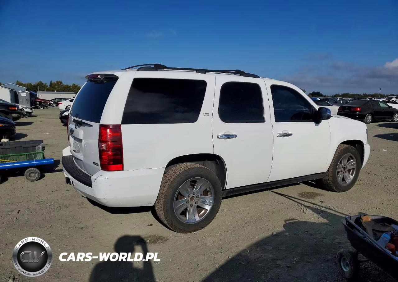 2007 Chevrolet Tahoe K1500 VIN:1GNFK13077R365973 - 3