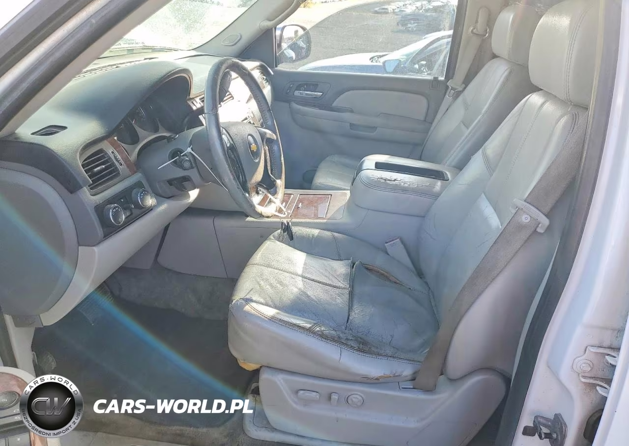 2007 Chevrolet Tahoe K1500 VIN:1GNFK13077R365973 - 7