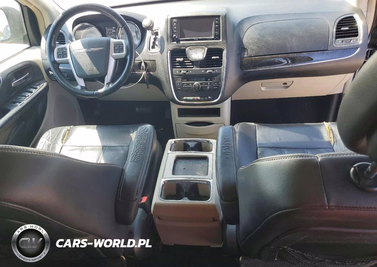 2012 Chrysler Town & Country Touring VIN:2C4RC1BG7CR387929 - 8