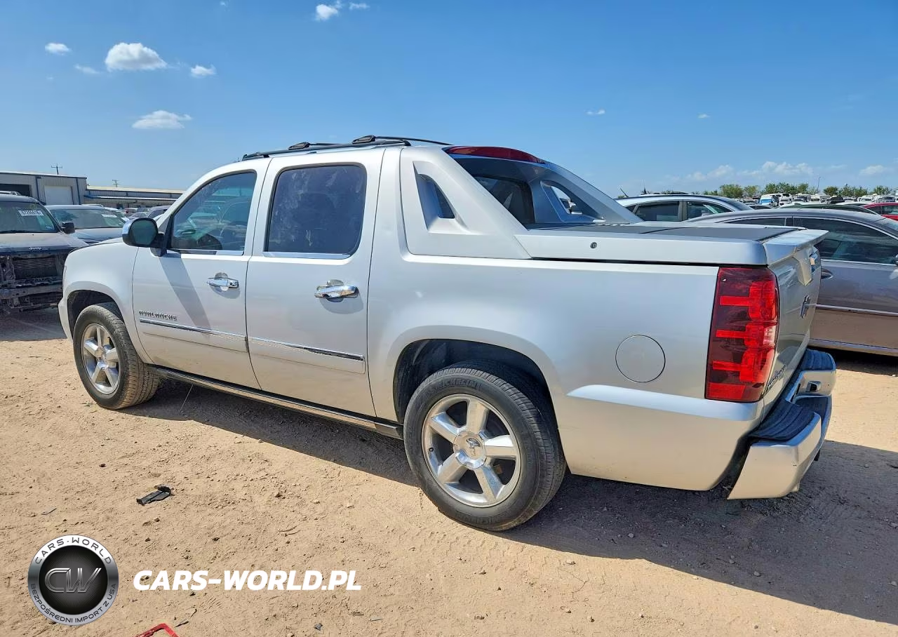 CHEVROLET AVALANCHE VIN:3GNMCGE0XDG321451 - 2