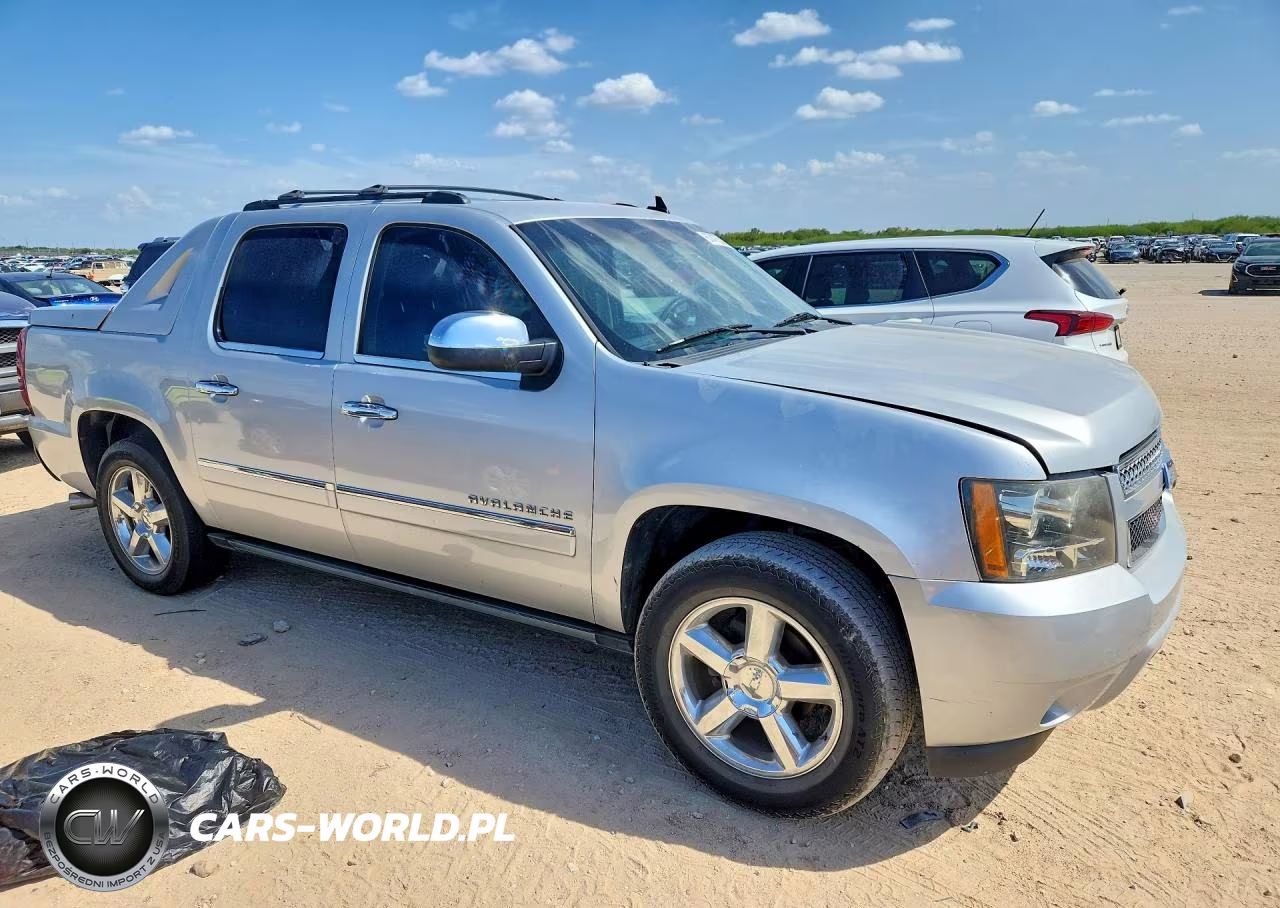 CHEVROLET AVALANCHE VIN:3GNMCGE0XDG321451 - 4