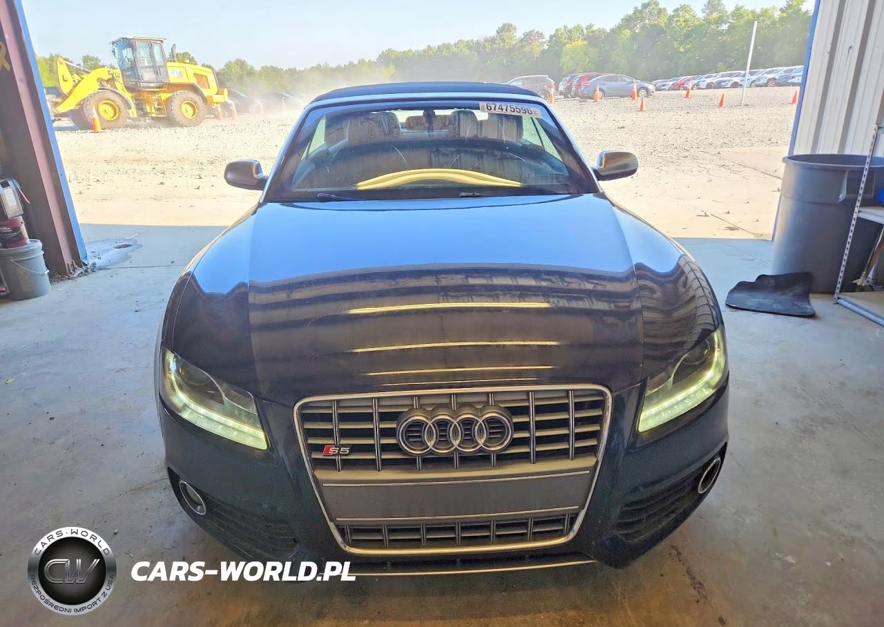2010 Audi S5 Premium Plus VIN:WAUCGAFH5AN022122 - 5