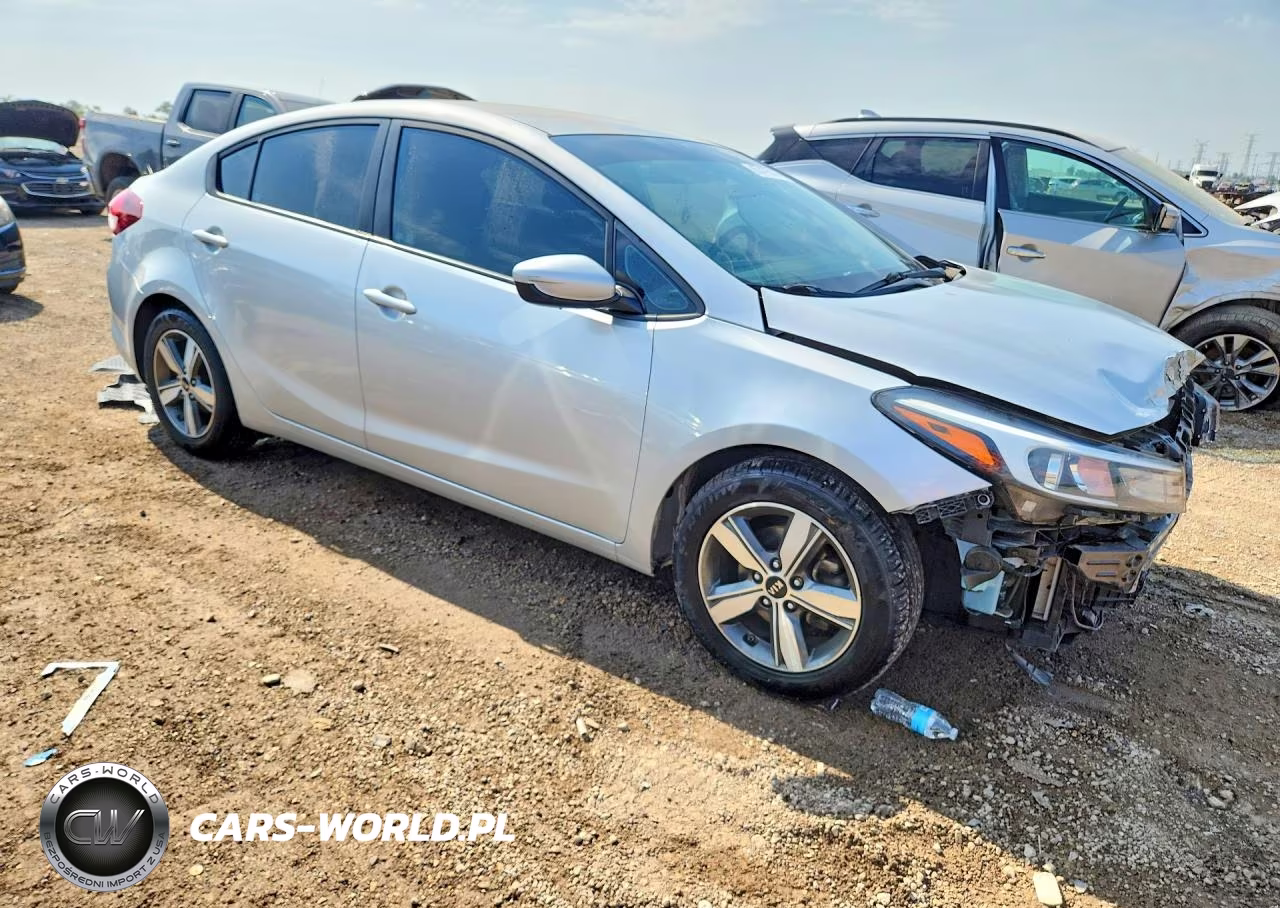 2018 Kia Forte Lx VIN:3KPFL4A71JE170025 - 4