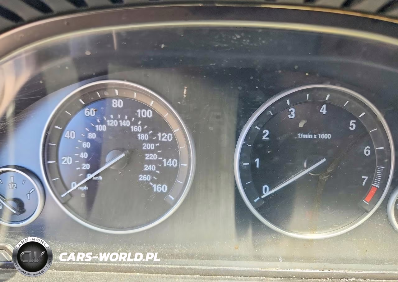 BMW 535I VIN:WBAFR7C57BC607625 - 9
