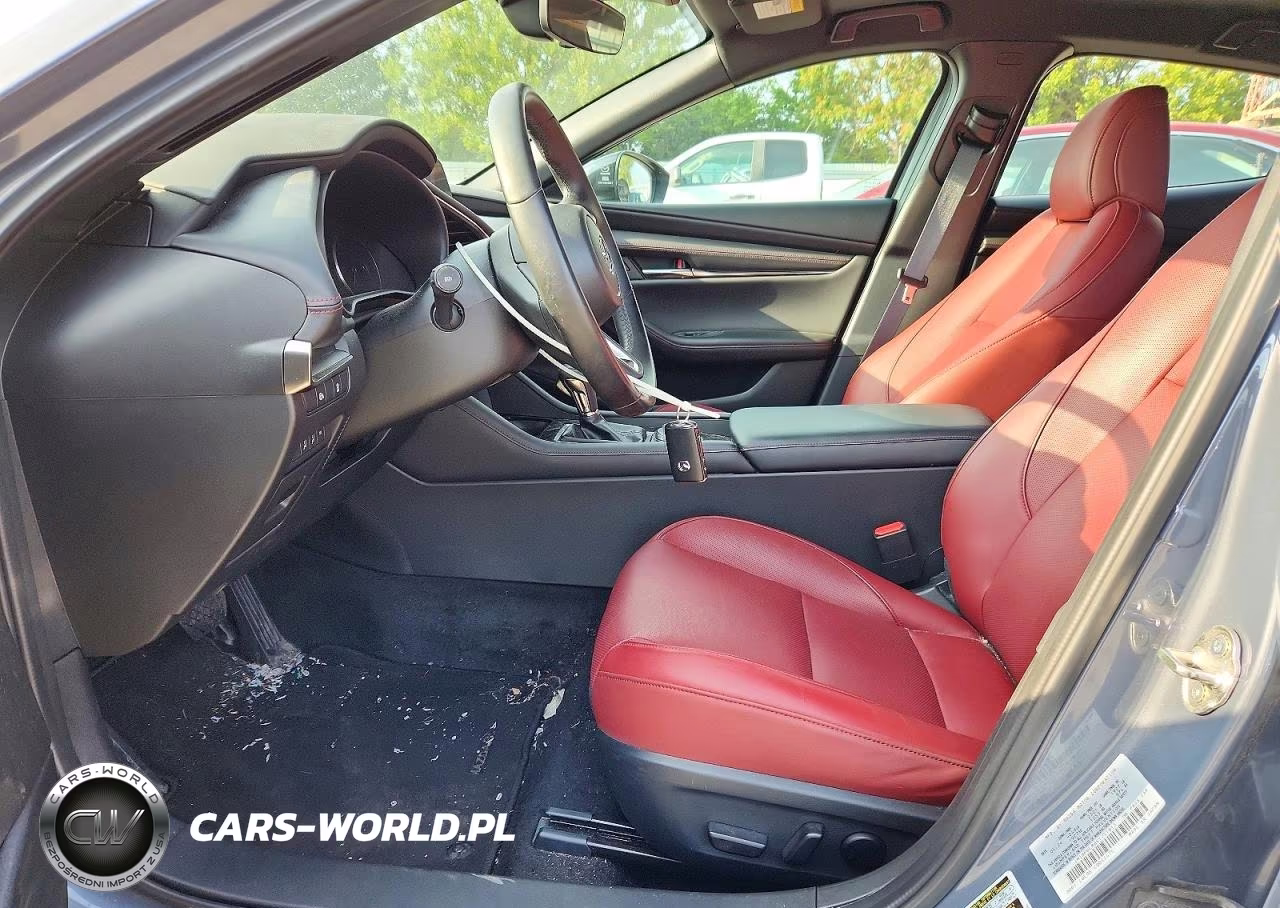 2025 Mazda 3 Preferred VIN:JM1BPBLM8S1751813 - 7