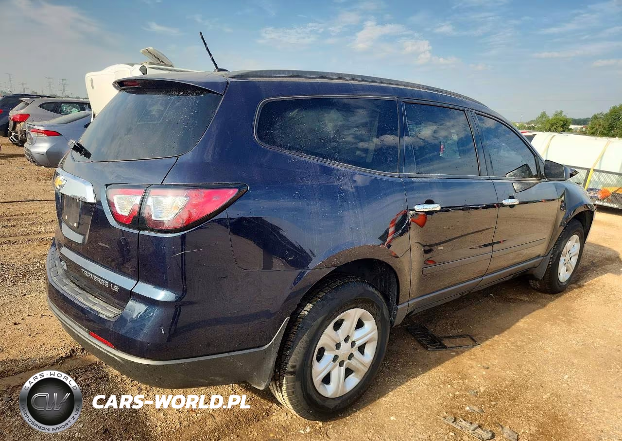 2015 Chevrolet Traverse Ls VIN:1GNKRFED7FJ358851 - 3