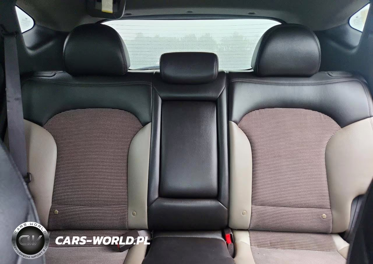 2010 Hyundai Tucson Gls VIN:KM8JUCAC3AU023040 - 10