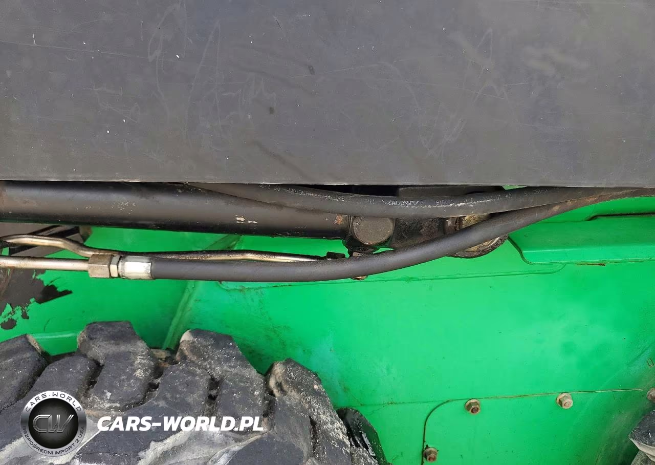 2011 Deere Skid Steer Loader VIN:KV0240A140664 - 9