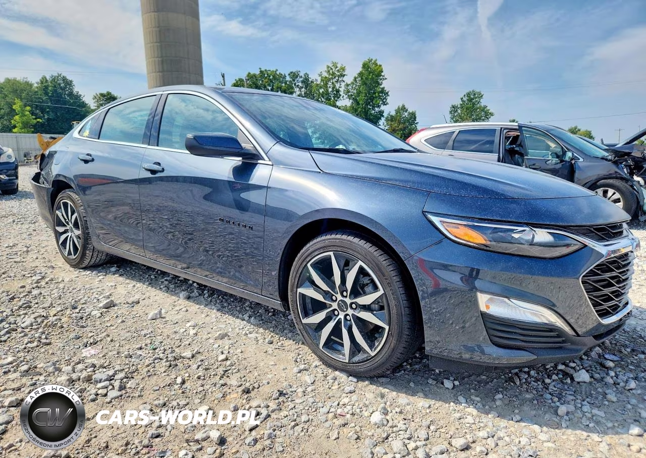 2021 Chevrolet Malibu Rs VIN:1G1ZG5ST6MF063817 - 4