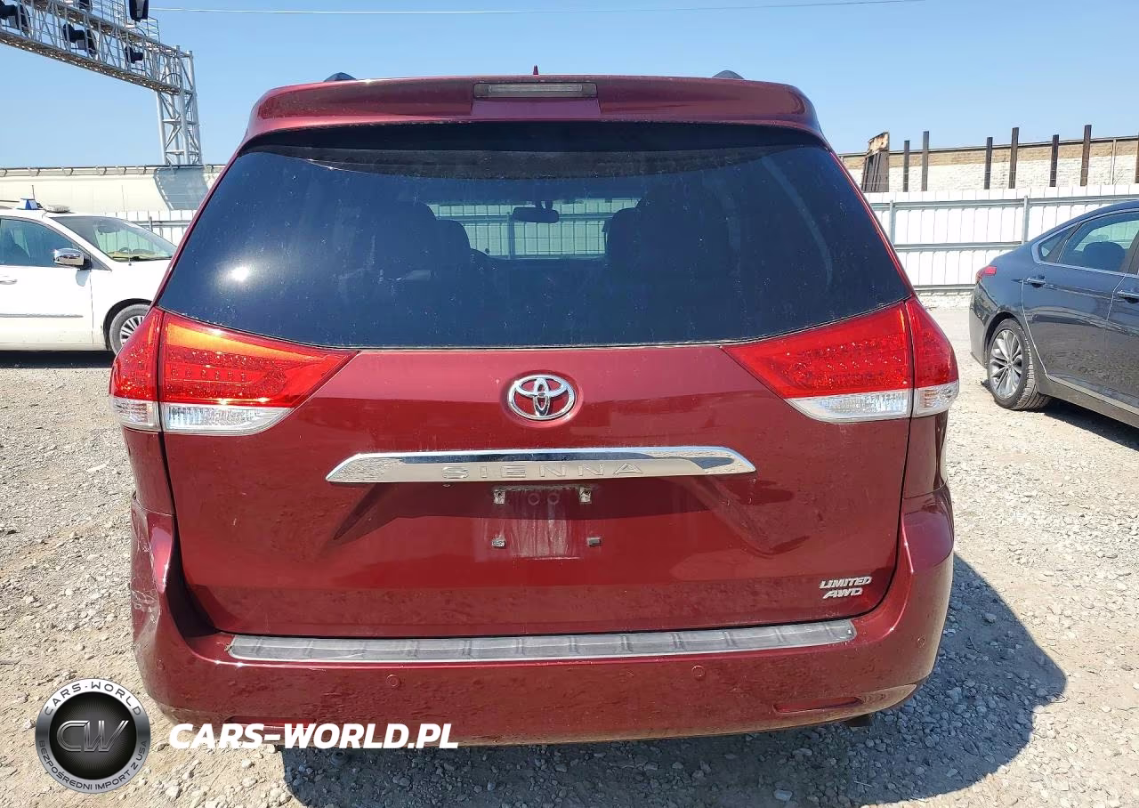 2011 Toyota Sienna Limited 7-Passenger VIN:5TDDK3DC8BS002483 - 6