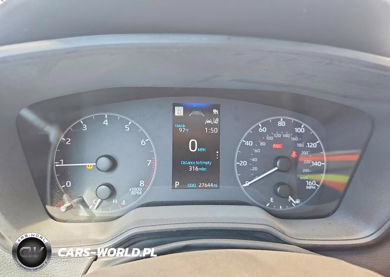 2025 Toyota Corolla Le VIN:5YFB4MDE4SP248710 - 9