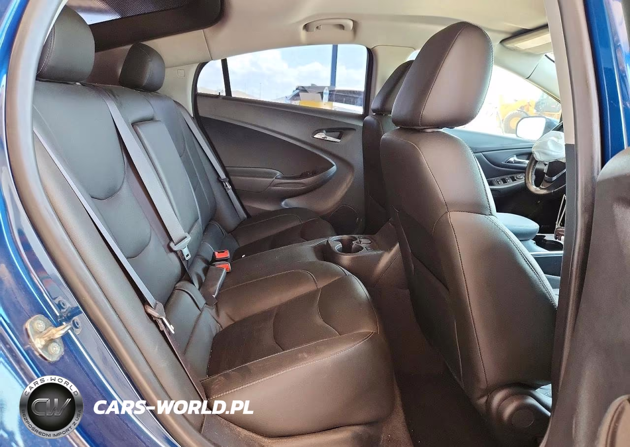 2019 Chevrolet Volt Premier VIN:1G1RB6S55KU117137 - 10